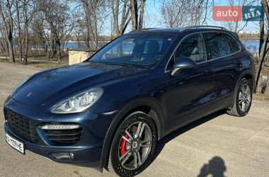 Внедорожник / Кроссовер Porsche Cayenne 2010 в Киеве