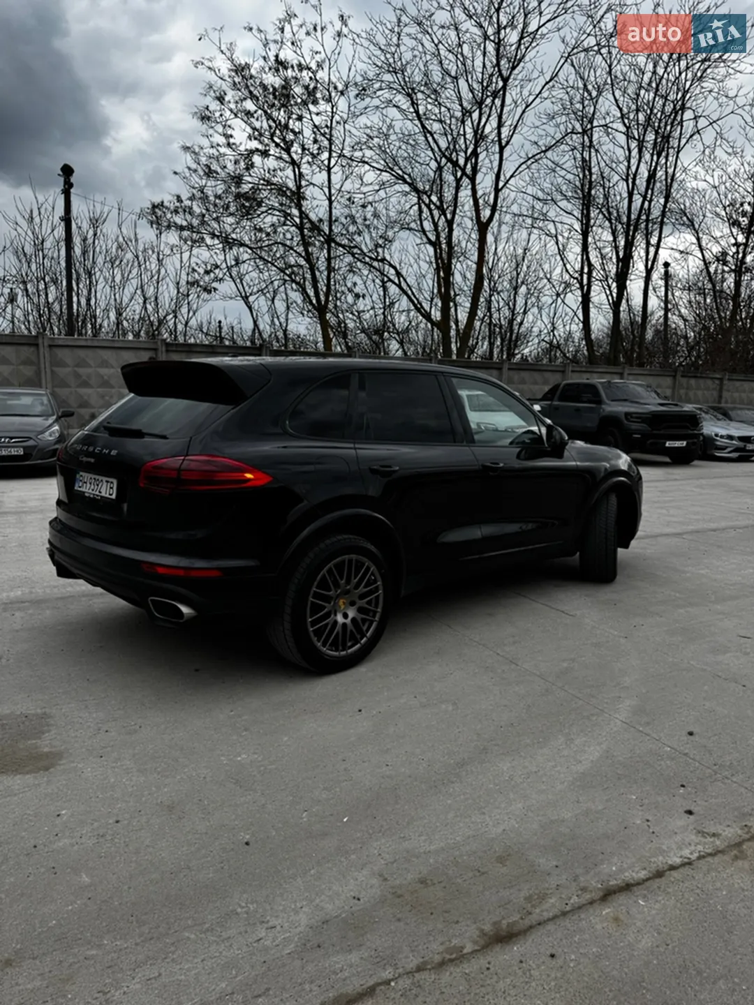 2016 Porsche Cayenne - мініатюра 4