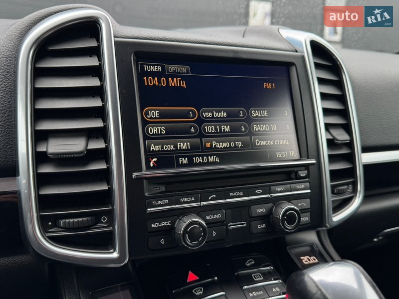 Позашляховик / Кросовер Porsche Cayenne 2016 в Києві