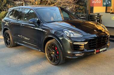 Позашляховик / Кросовер Porsche Cayenne 2015 в Києві