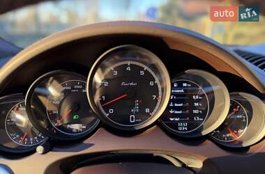 Внедорожник / Кроссовер Porsche Cayenne 2015 в Киеве