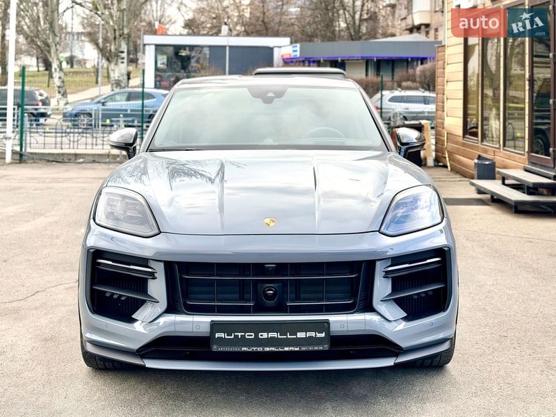 Внедорожник / Кроссовер Porsche Cayenne 2025 в Киеве