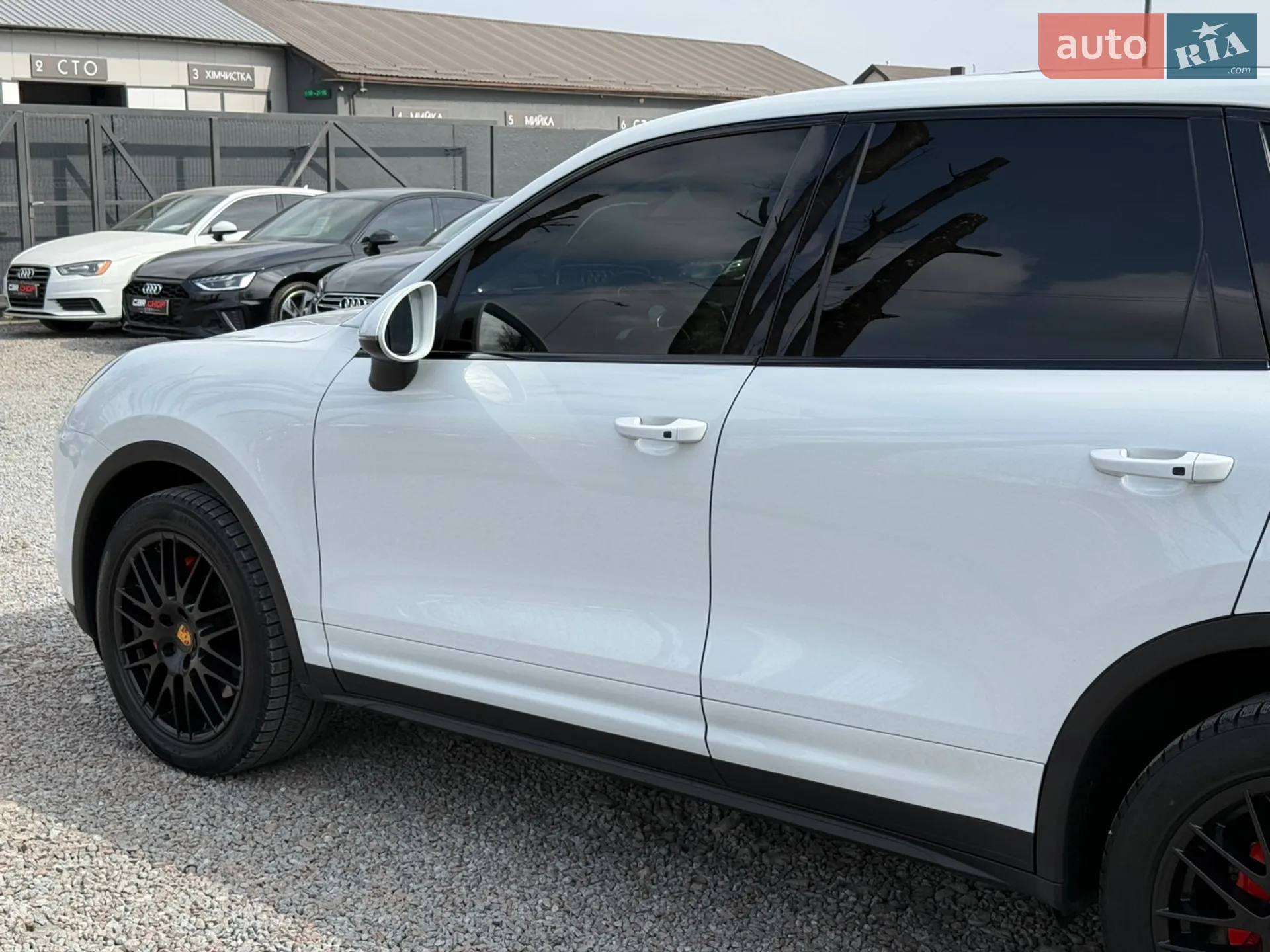 2016 Porsche Cayenne - мініатюра 13