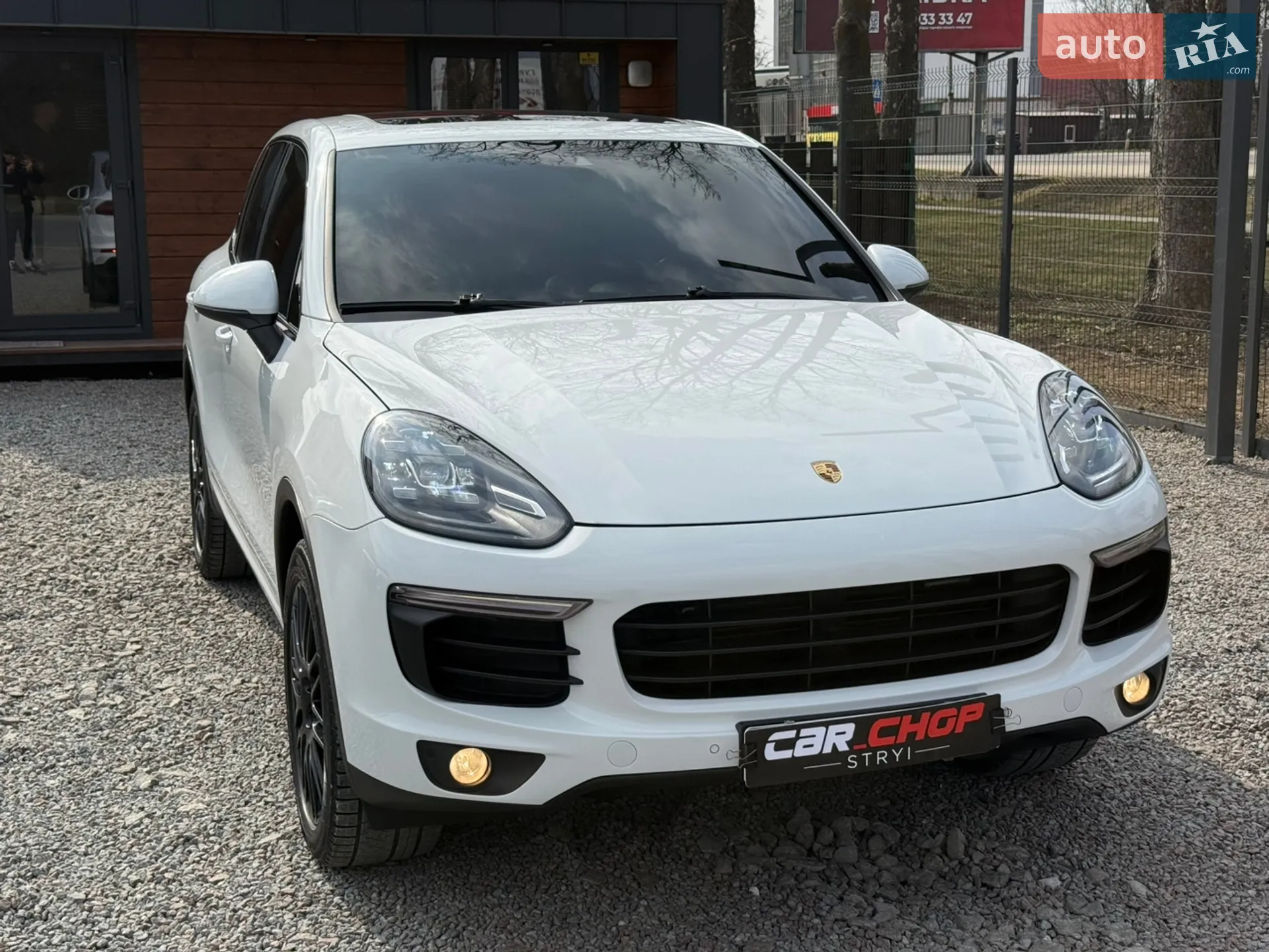 2016 Porsche Cayenne - мініатюра 28