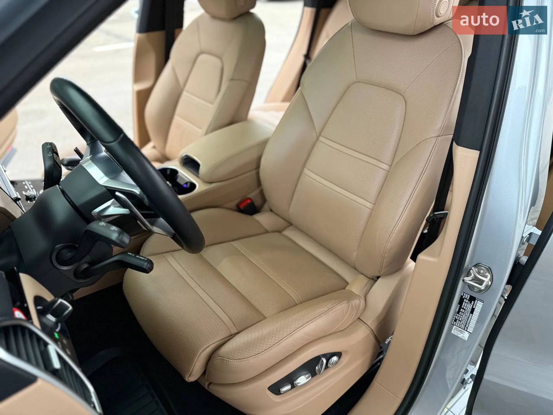 2018 Porsche Cayenne - мініатюра 13