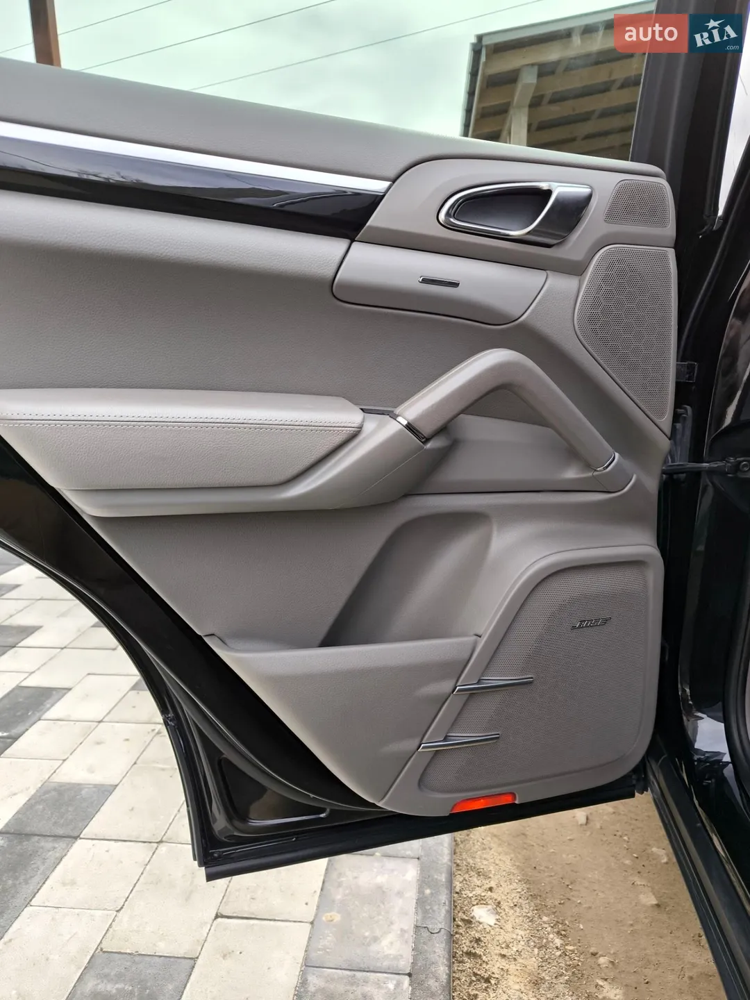 2010 Porsche Cayenne - мініатюра 23