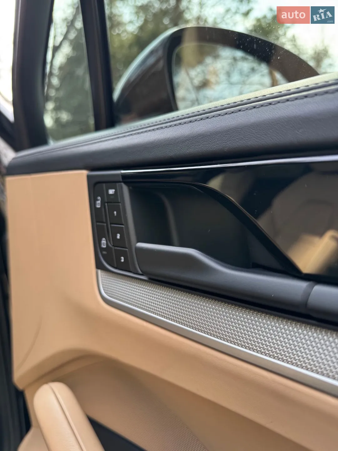 2023 Porsche Cayenne - мініатюра 27