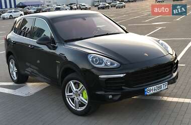 Внедорожник / Кроссовер Porsche Cayenne 2015 в Одессе