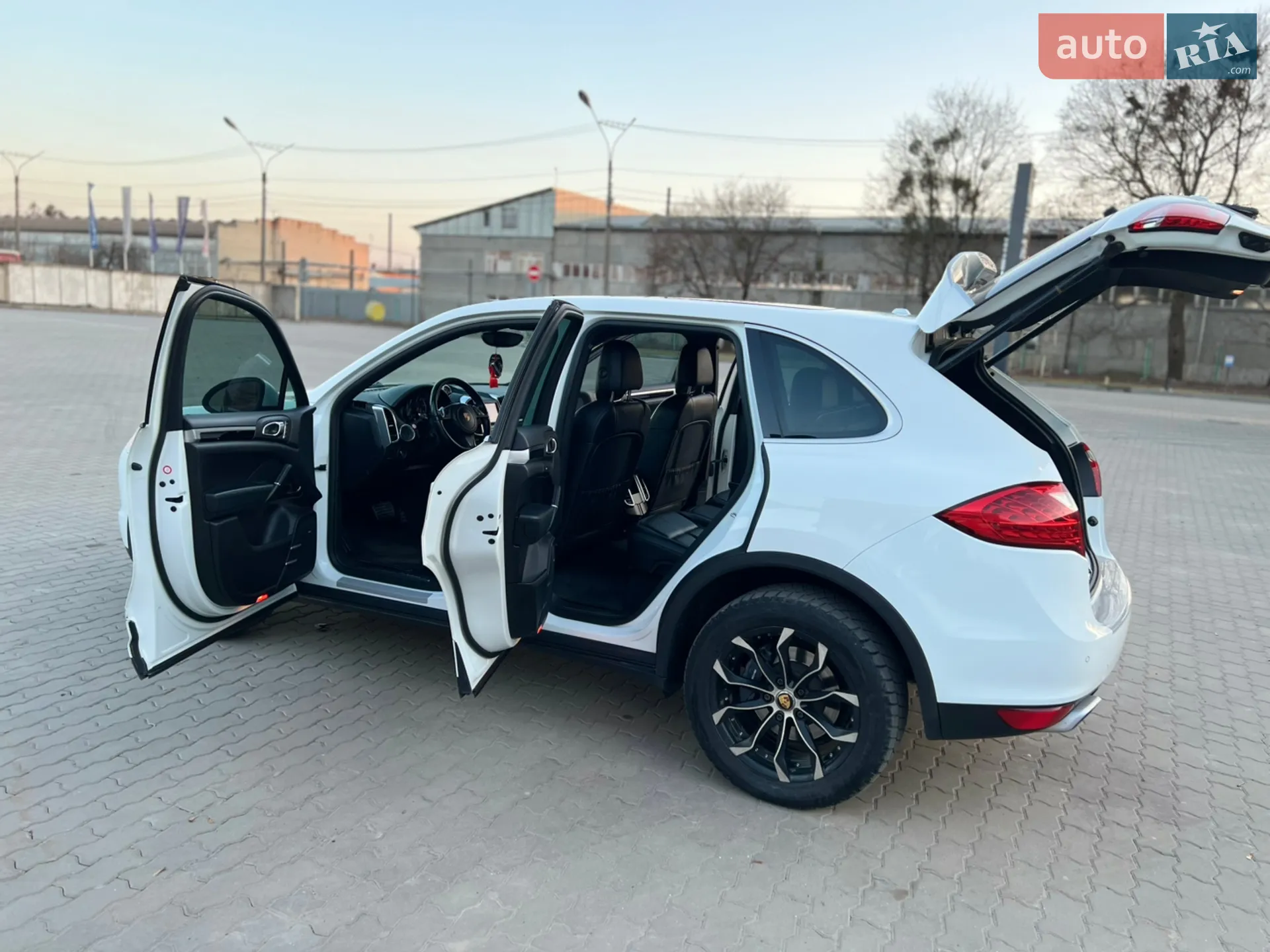 2014 Porsche Cayenne - мініатюра 20