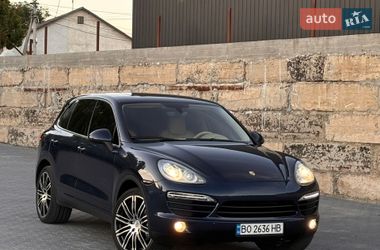 Позашляховик / Кросовер Porsche Cayenne 2011 в Тернополі