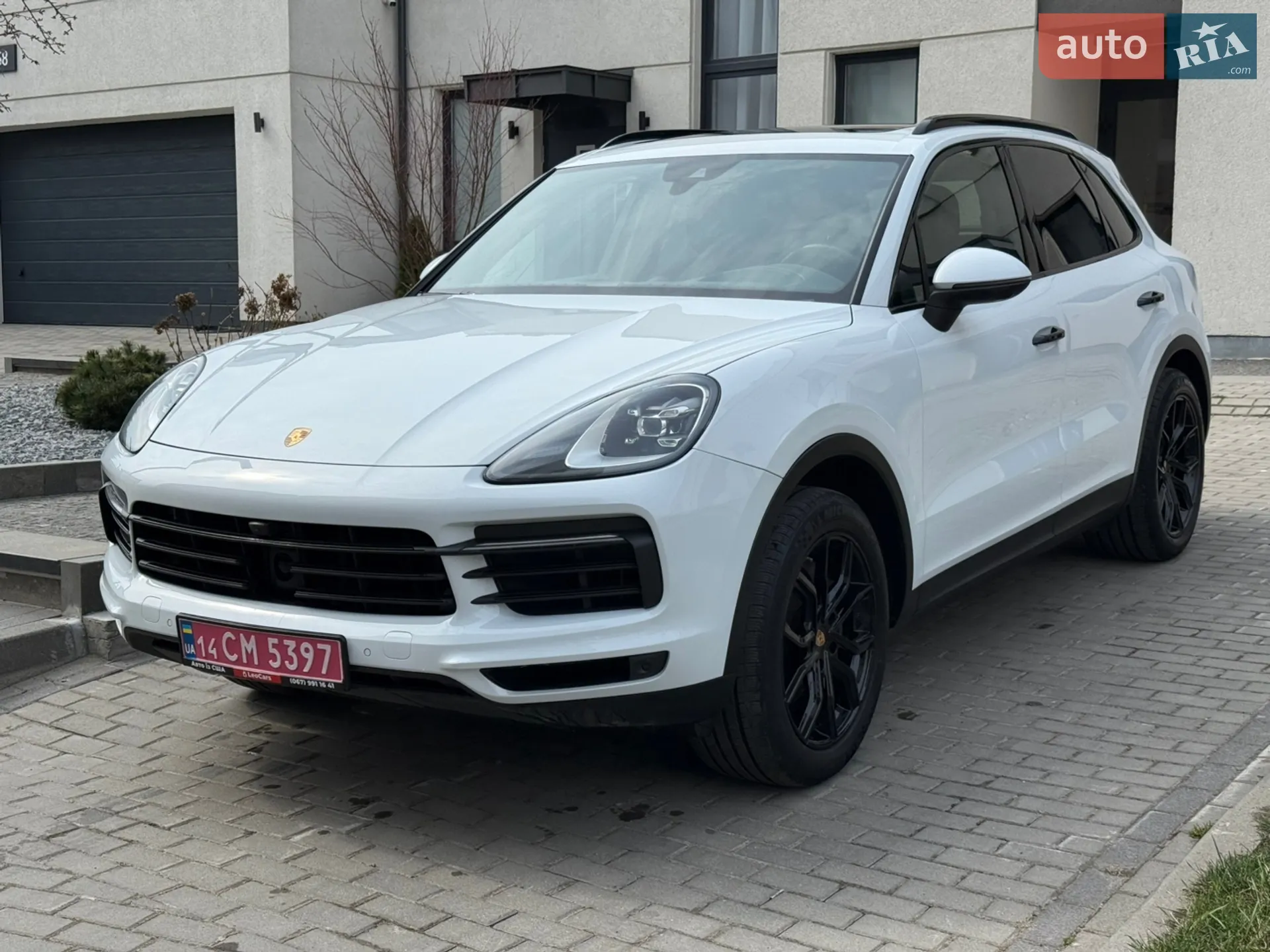 2019 Porsche Cayenne - мініатюра 2