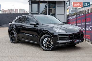 Внедорожник / Кроссовер Porsche Cayenne 2023 в Киеве