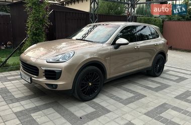 Позашляховик / Кросовер Porsche Cayenne 2015 в Дніпрі