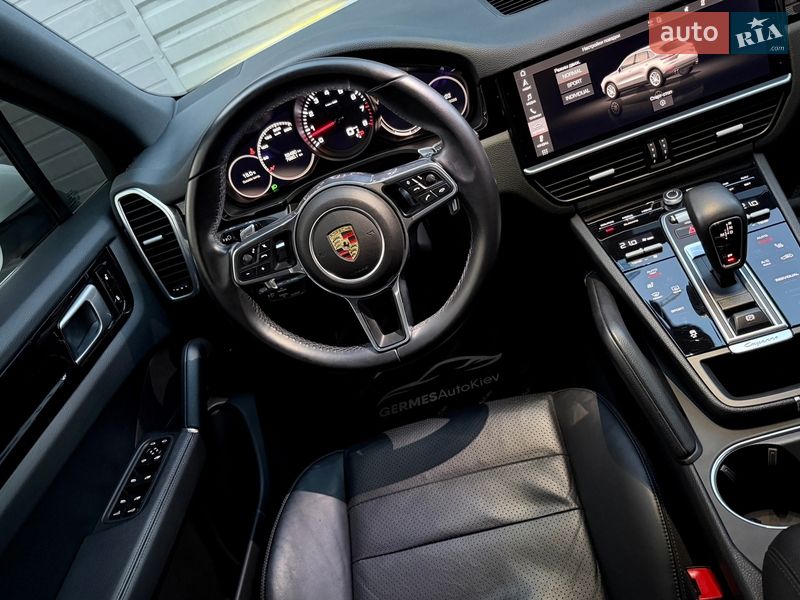 Внедорожник / Кроссовер Porsche Cayenne 2018 в Киеве