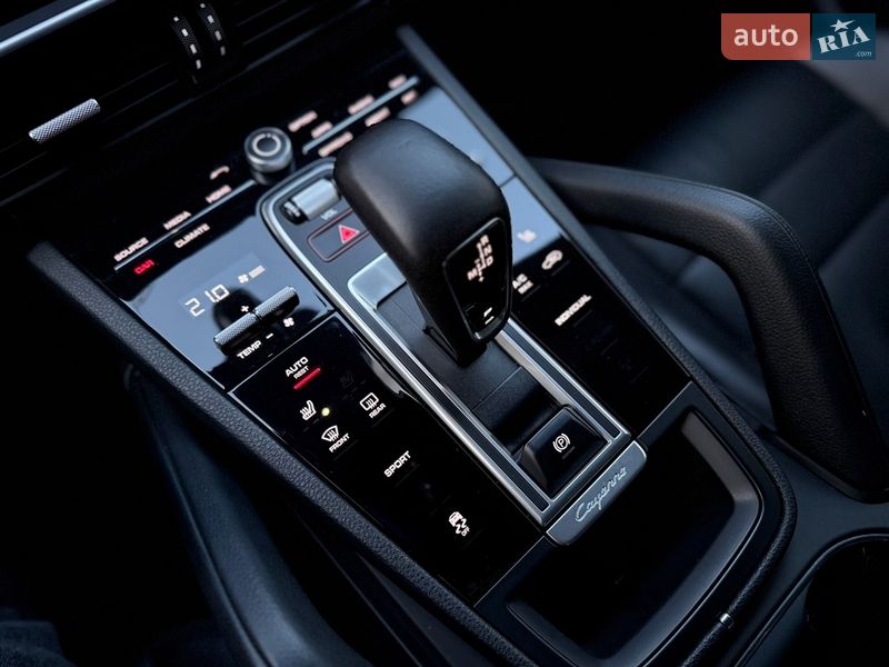 Внедорожник / Кроссовер Porsche Cayenne 2018 в Киеве