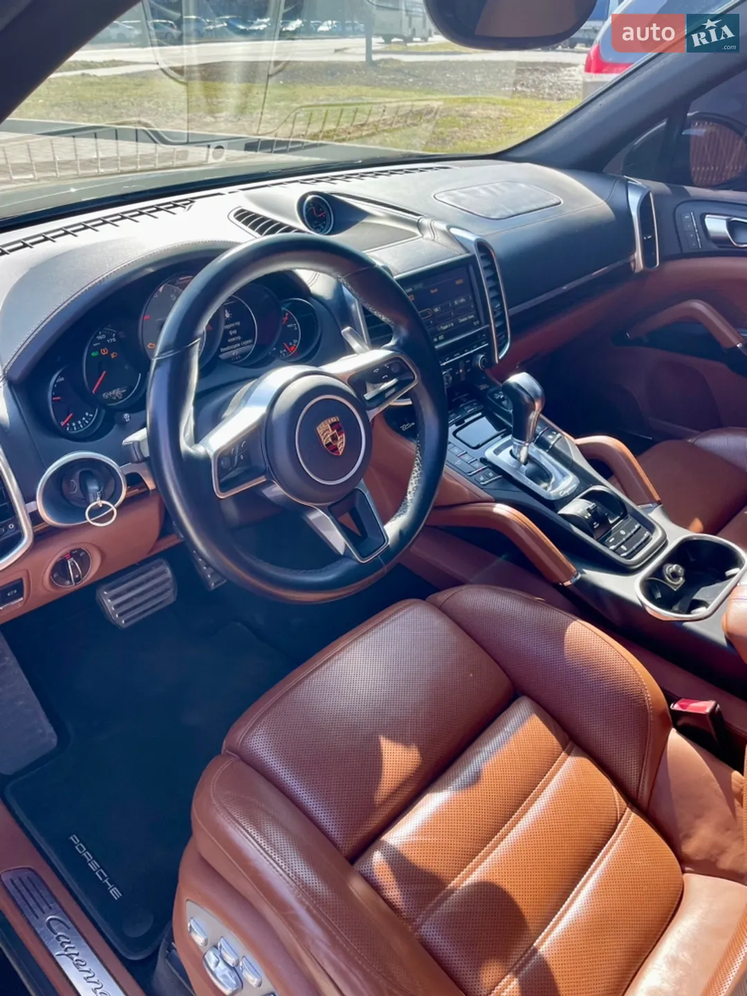 2016 Porsche Cayenne - мініатюра 17