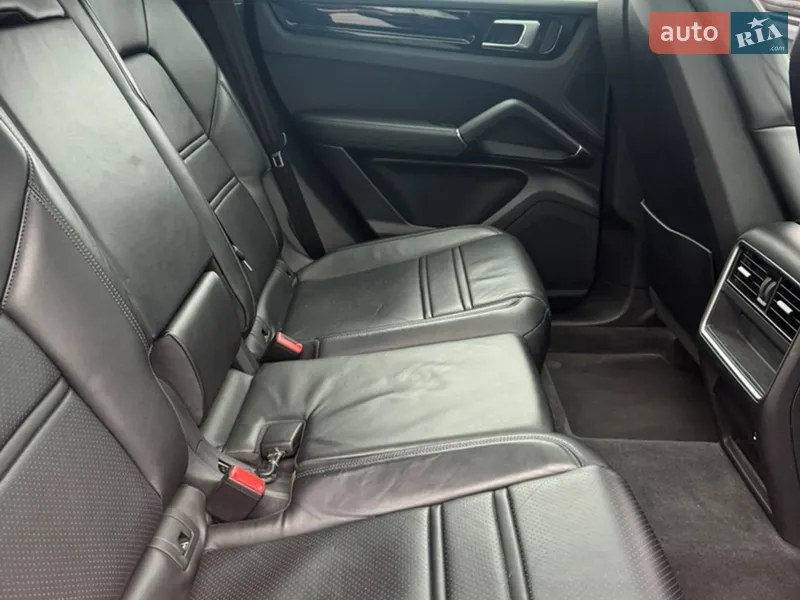 Porsche Cayenne 2021 VIN WP1ZZZ9YZNDA40652 фото оголошення 5 з 47