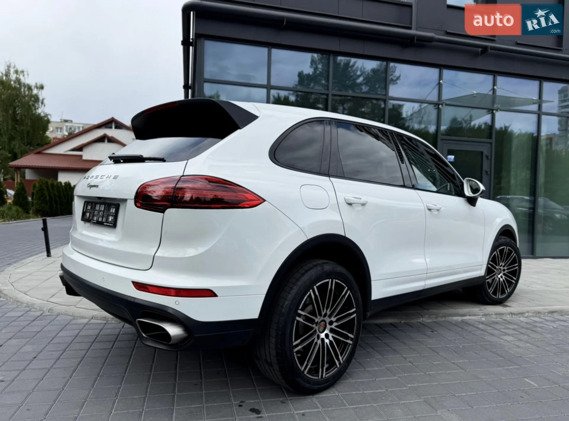 2015 Porsche Cayenne - мініатюра 12