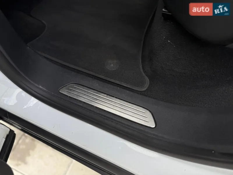 Porsche Cayenne 2015 VIN WP1AA2A20GKA12515 фото оголошення 45 з 111