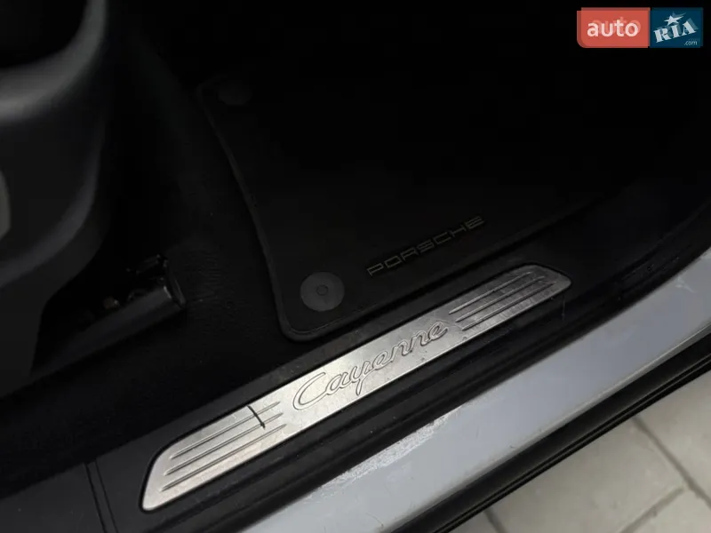 Porsche Cayenne 2015 VIN WP1AA2A20GKA12515 фото оголошення 57 з 111