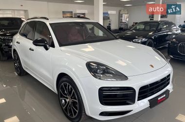 Позашляховик / Кросовер Porsche Cayenne 2019 в Києві