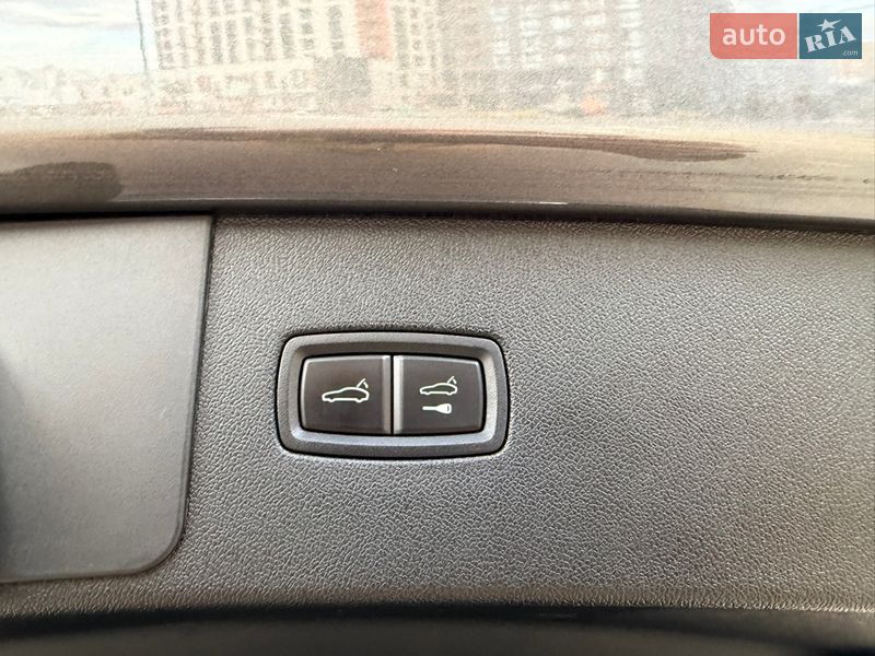 Позашляховик / Кросовер Porsche Cayenne 2020 в Києві