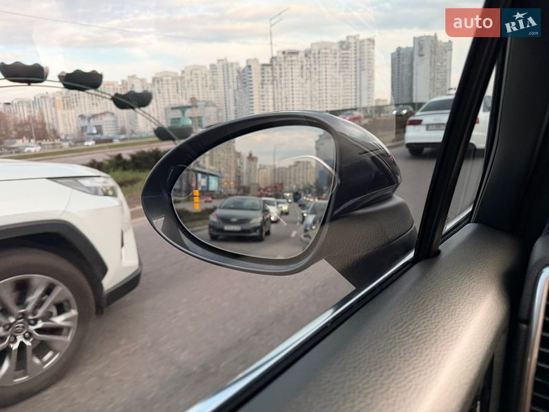 Позашляховик / Кросовер Porsche Cayenne 2020 в Києві