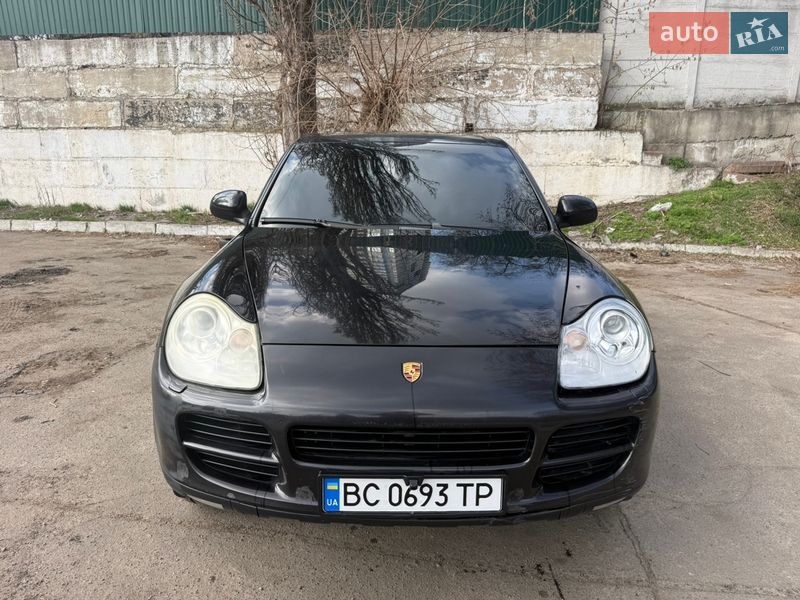 Porsche Cayenne 2004