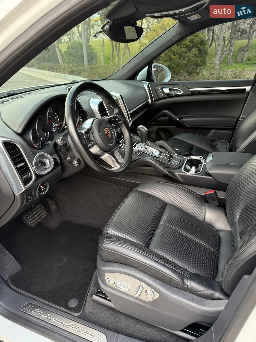 2017 Porsche Cayenne - мініатюра 11