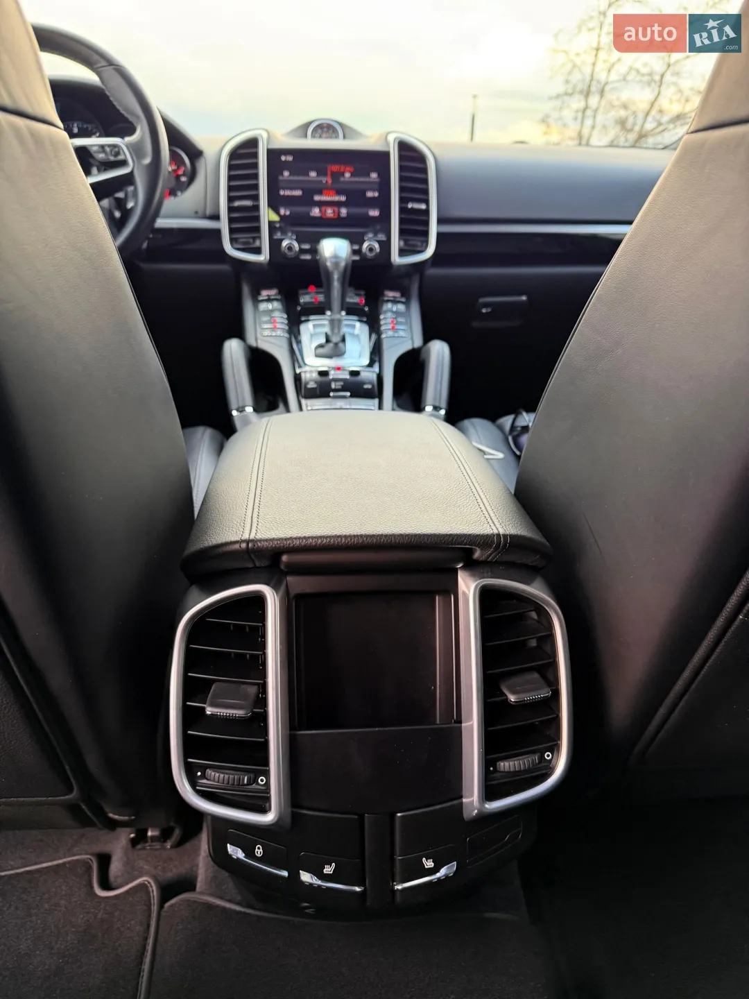 2017 Porsche Cayenne - мініатюра 16
