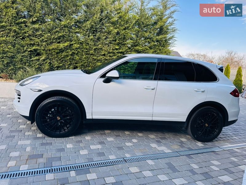 Внедорожник / Кроссовер Porsche Cayenne 2013 в Одессе