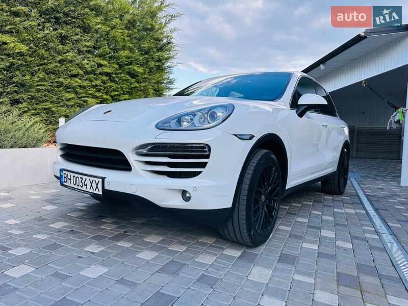 Внедорожник / Кроссовер Porsche Cayenne 2013 в Одессе