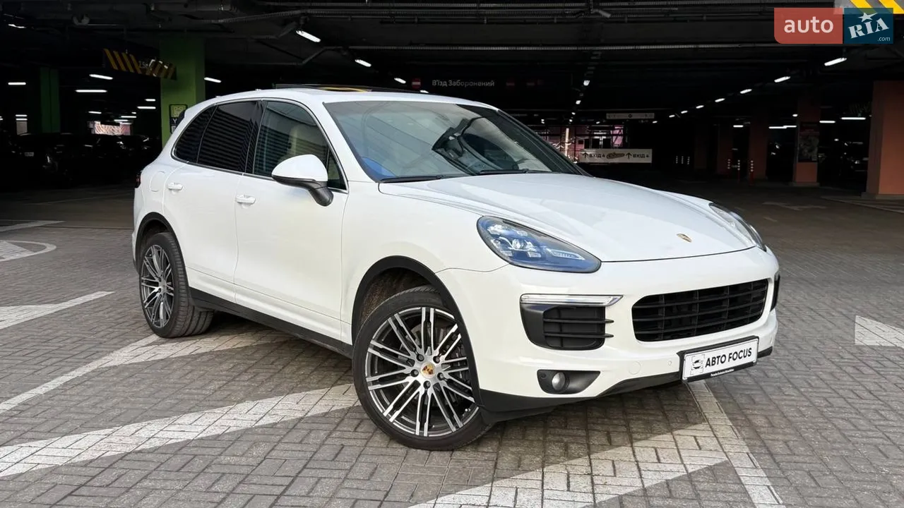 2015 Porsche Cayenne - мініатюра 19