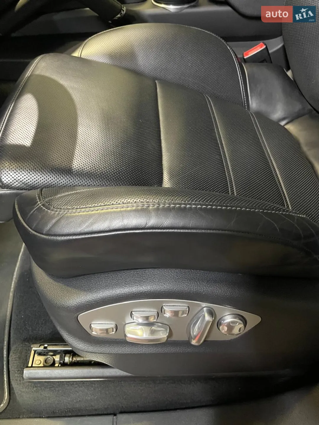 2015 Porsche Cayenne - мініатюра 14