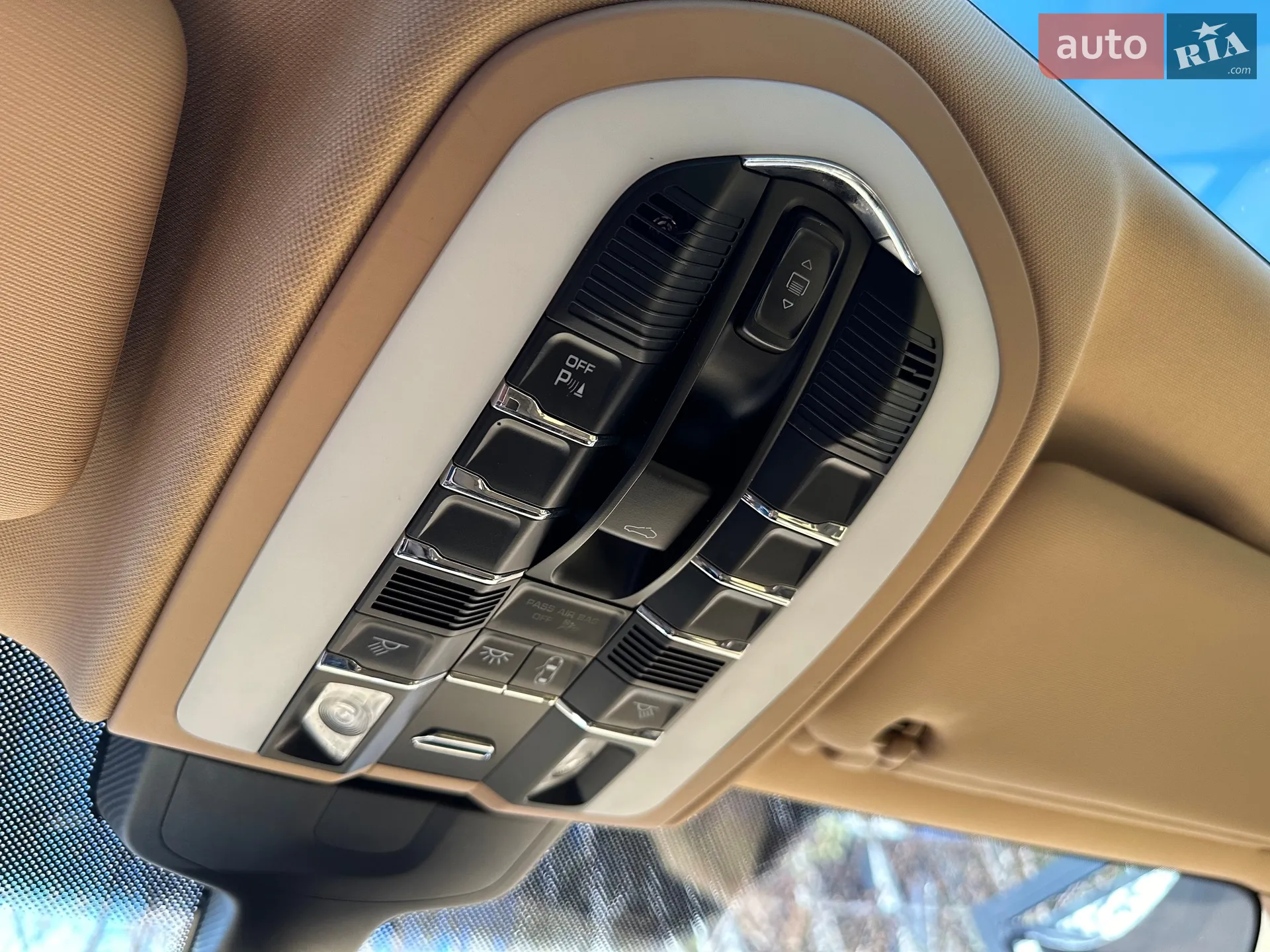 2012 Porsche Cayenne - мініатюра 33