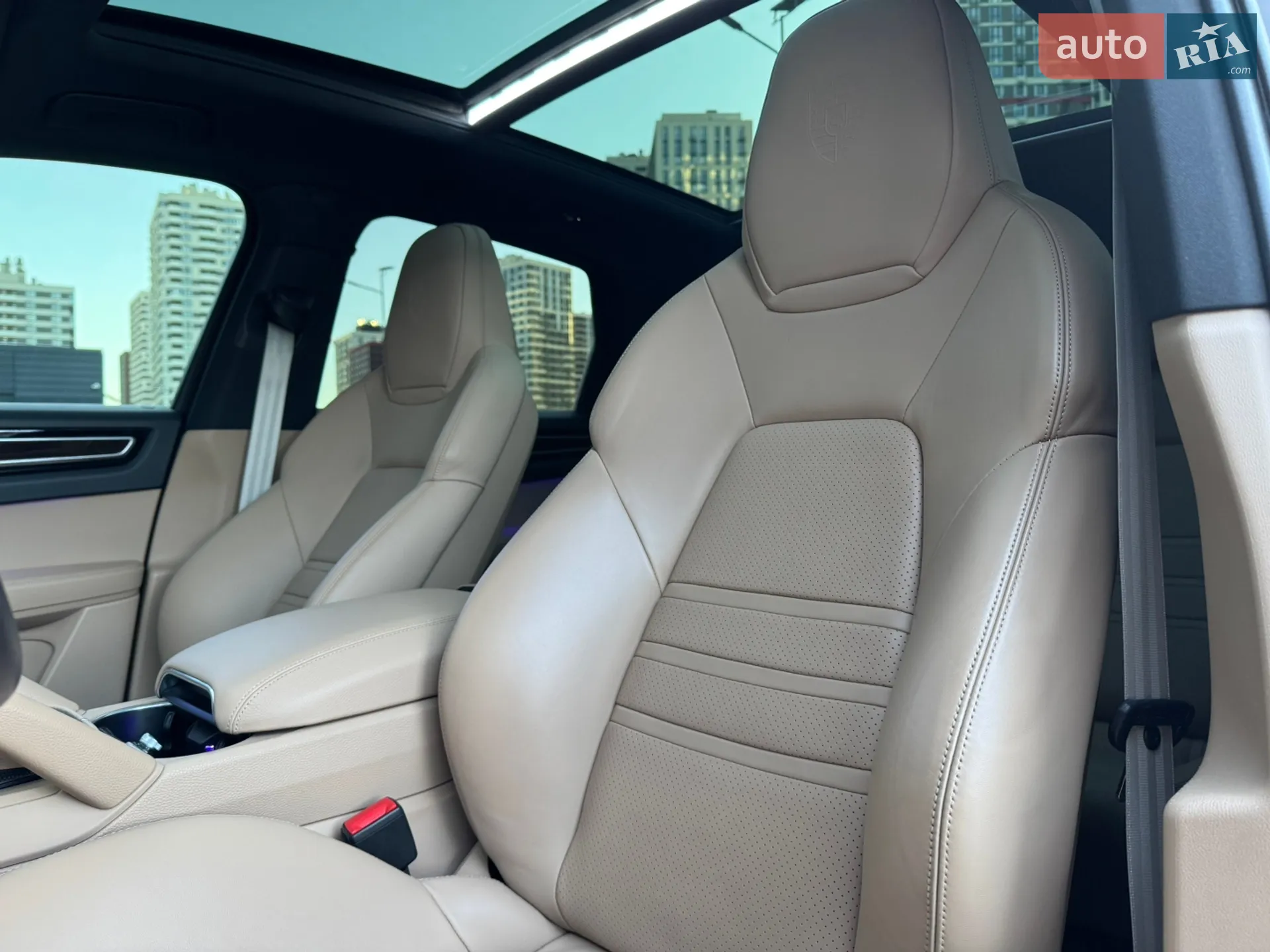 2022 Porsche Cayenne - мініатюра 4