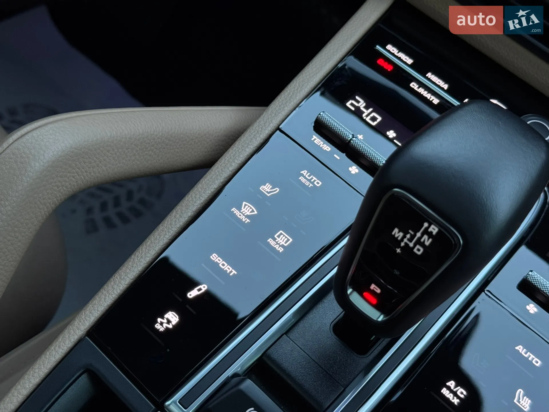 2022 Porsche Cayenne - мініатюра 71