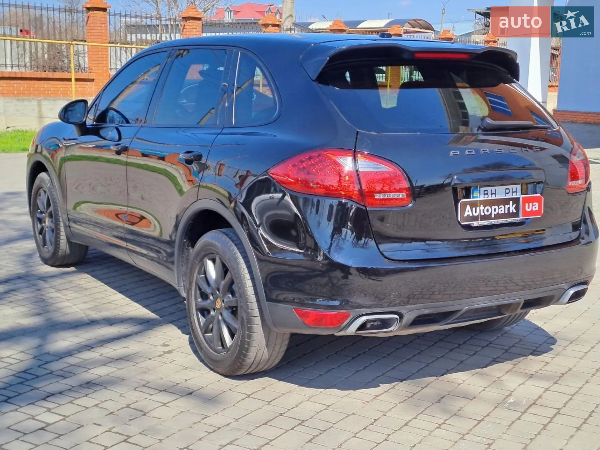 2010 Porsche Cayenne - мініатюра 8