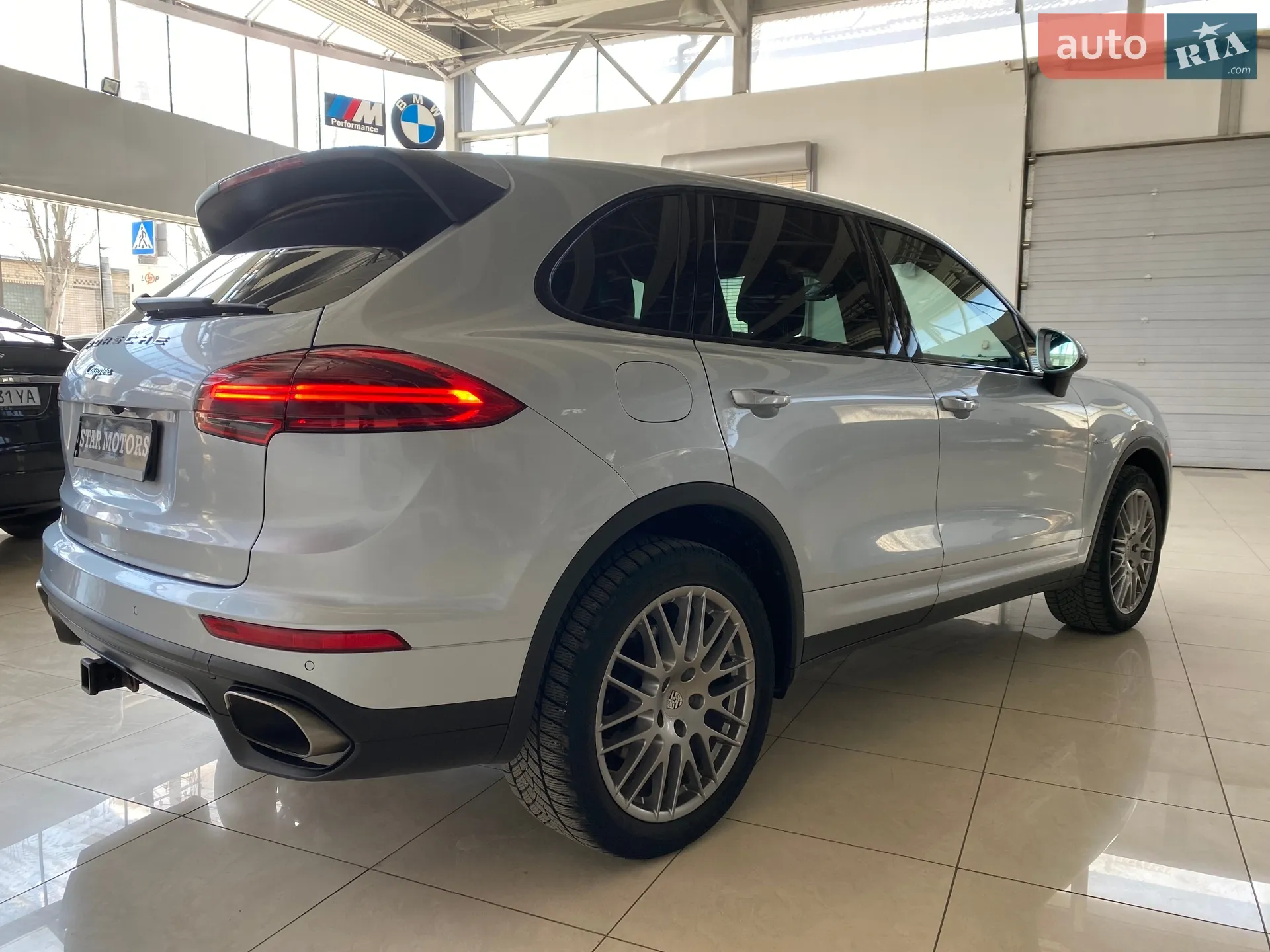 2015 Porsche Cayenne - мініатюра 16