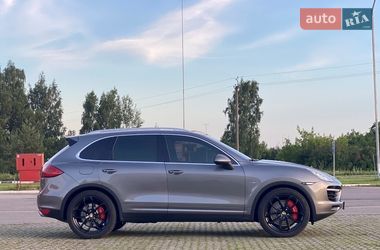 Внедорожник / Кроссовер Porsche Cayenne 2010 в Броварах