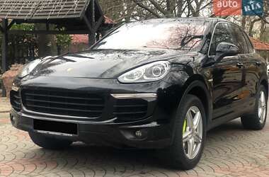 Позашляховик / Кросовер Porsche Cayenne 2015 в Одесі