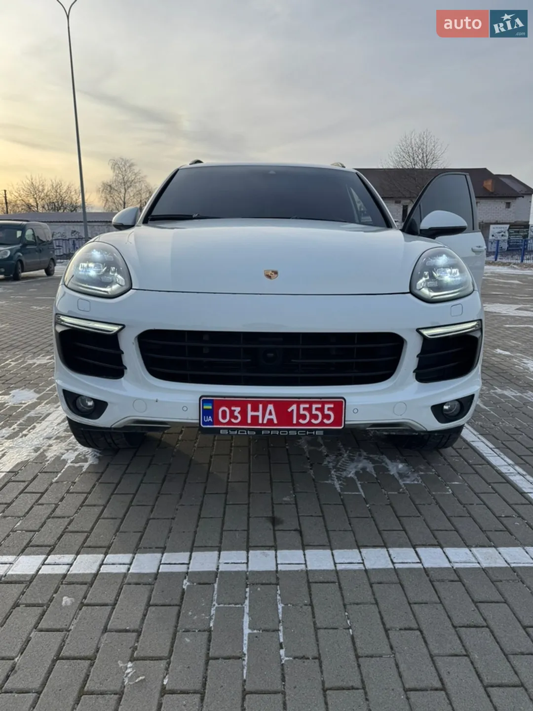 2017 Porsche Cayenne - мініатюра 30