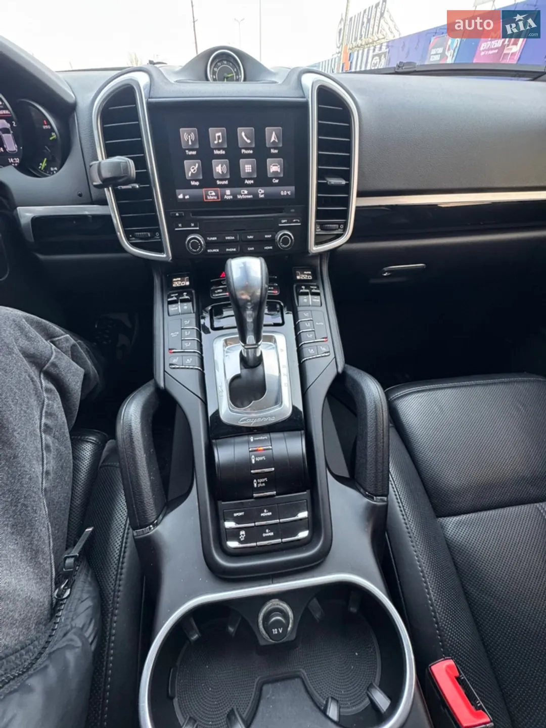 2017 Porsche Cayenne - мініатюра 44