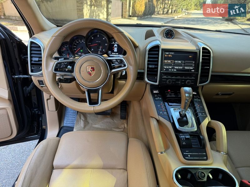 Внедорожник / Кроссовер Porsche Cayenne 2015 в Днепре фото 20 Внедорожник / Кроссовер Porsche Cayenne 2015 в Днепре