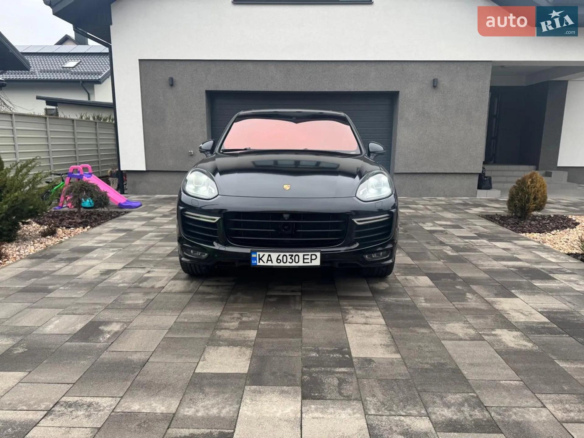 2016 Porsche Cayenne - мініатюра 9