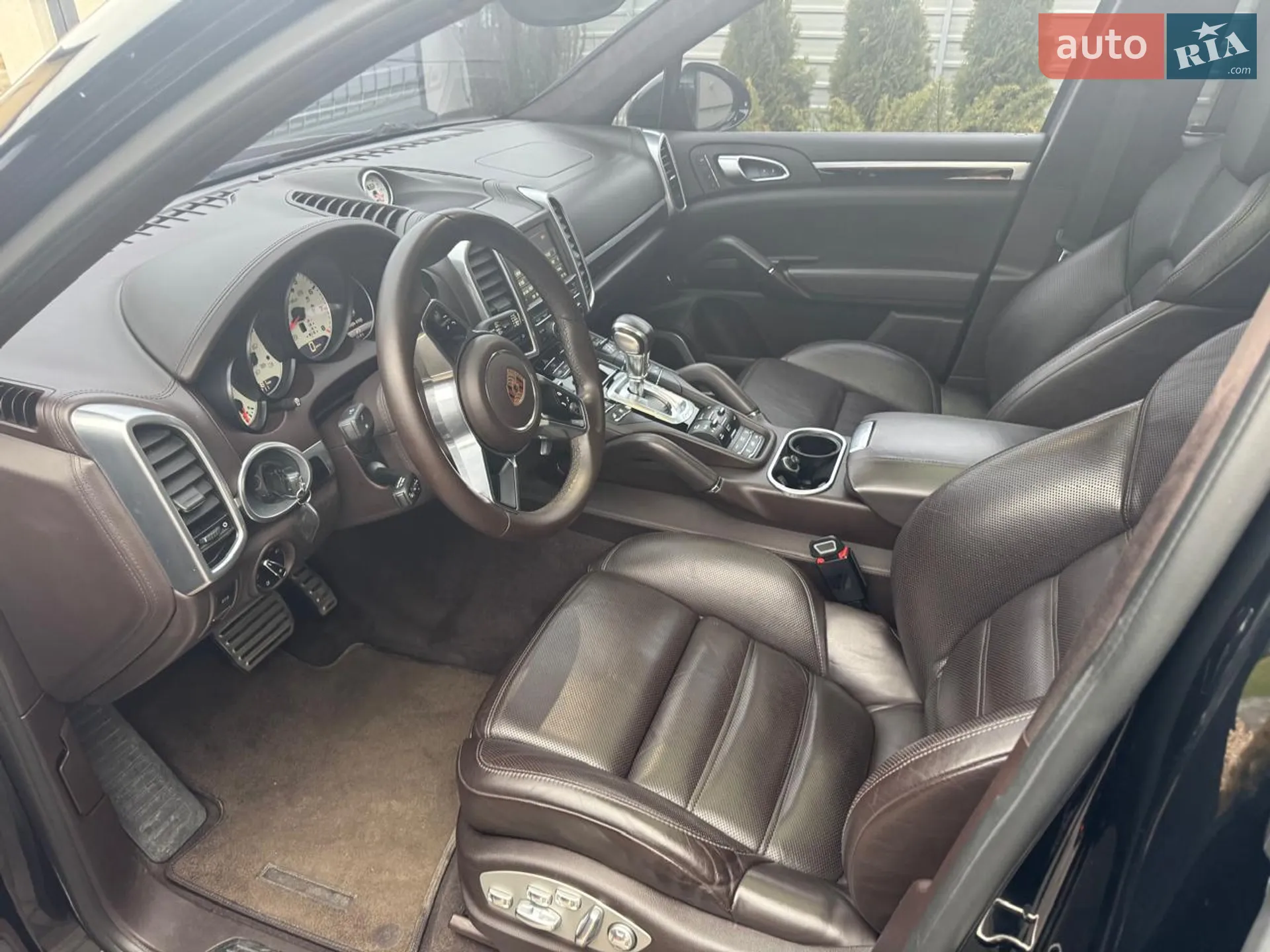 2016 Porsche Cayenne - мініатюра 17