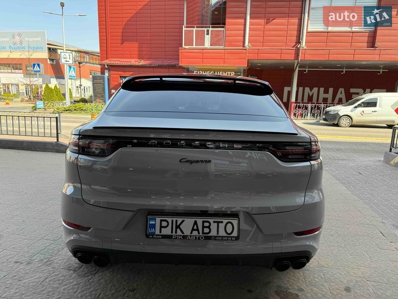 Позашляховик / Кросовер Porsche Cayenne 2022 в Львові