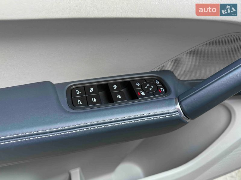 Позашляховик / Кросовер Porsche Cayenne 2022 в Львові