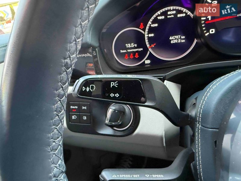 Позашляховик / Кросовер Porsche Cayenne 2022 в Львові