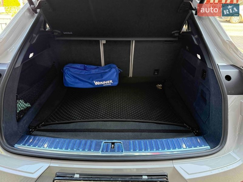 Позашляховик / Кросовер Porsche Cayenne 2022 в Львові